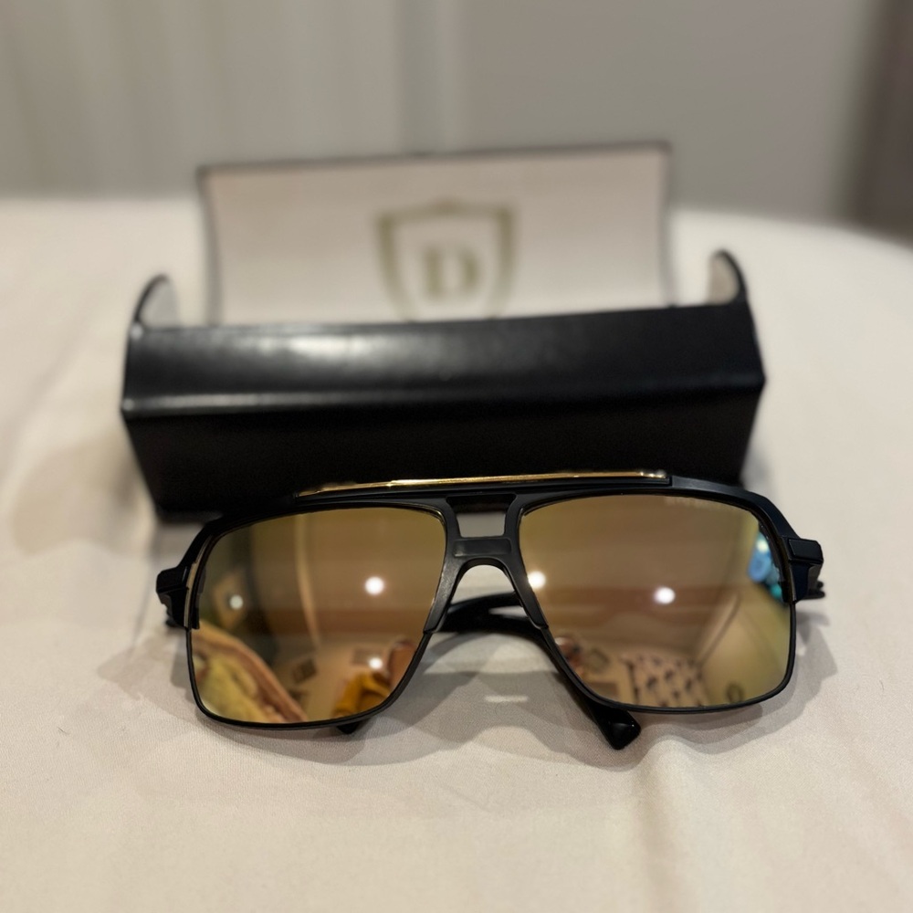 Dita Mach Four DRX- 2070-B-Blk
Polarized Sunglasses